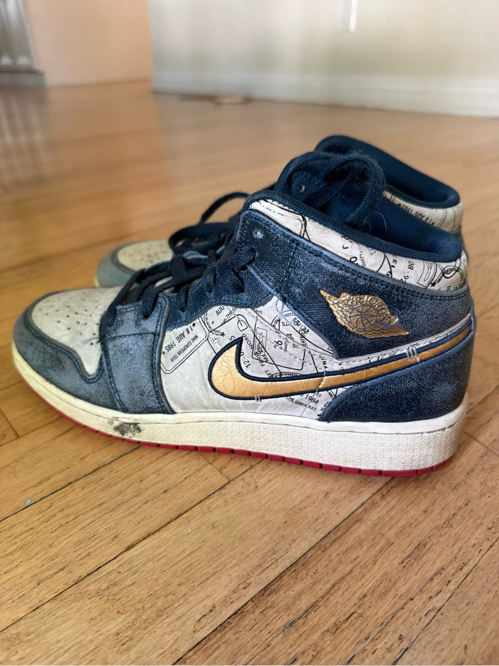 Nike Air Jordan 1 Mid Navy, White & Gold Map-Print